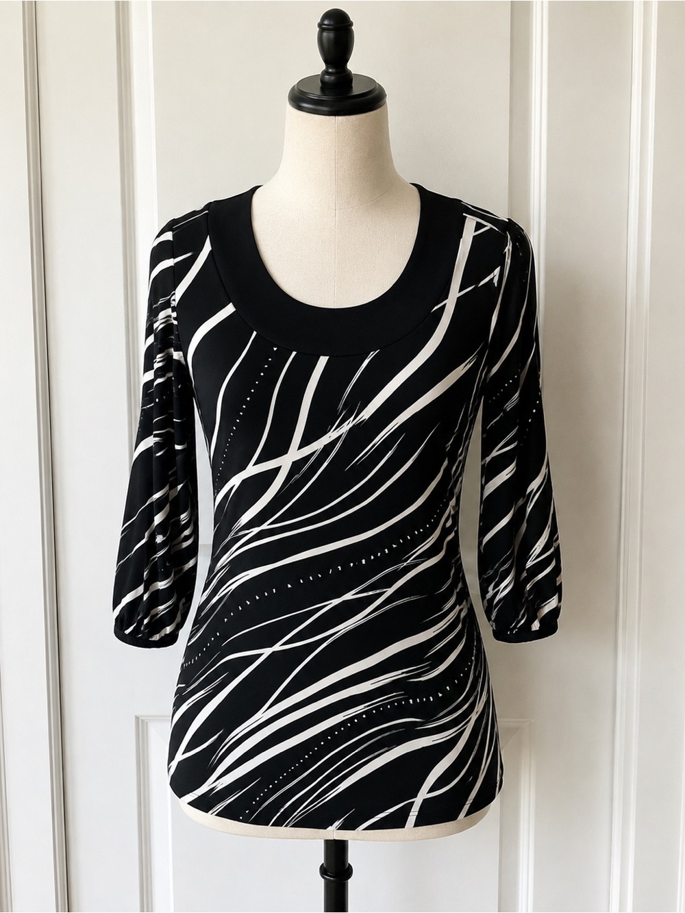 Alfani Black & White Abstract Tunic Blouse – XL